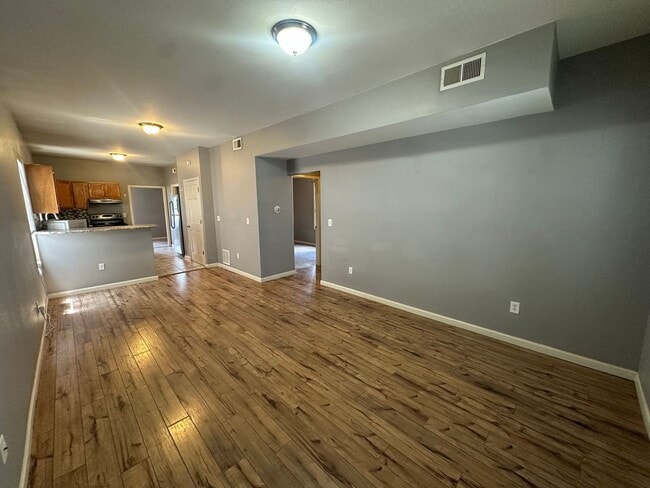 Photo - Updated 3-bed 1-bath upper home in Sunnyside with clean finishes and a fresh contemporary feel!