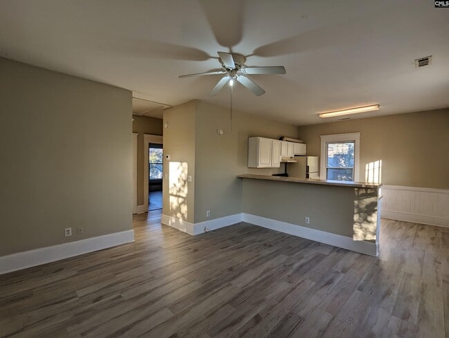 3121 Rosewood Dr
