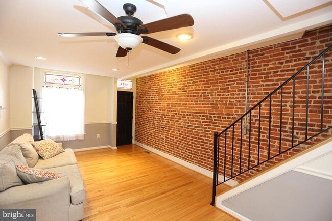 Building Photo - 524 S Bouldin St