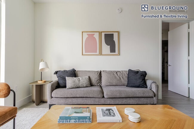 Photo - 1000 NW 7th St Unidad FL7-ID152