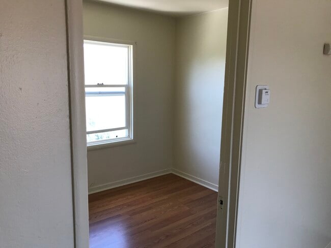 Second bedroom is 9 x 8 - 124 Lewelling Blvd Unit 124