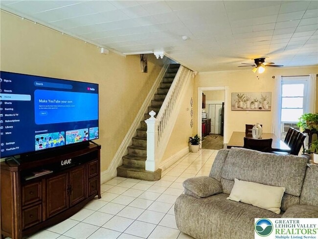 Photo - 1523 W Chew St Townhome