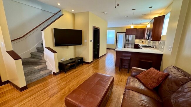 Photo - 1801 N Washtenaw Ave