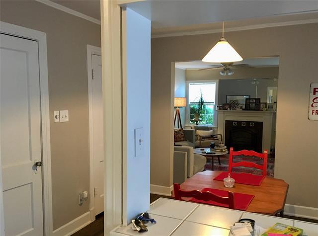 Photo - 5949 Lewis St