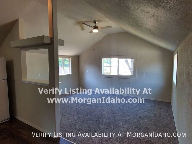 Photo - 516 18th Ave N