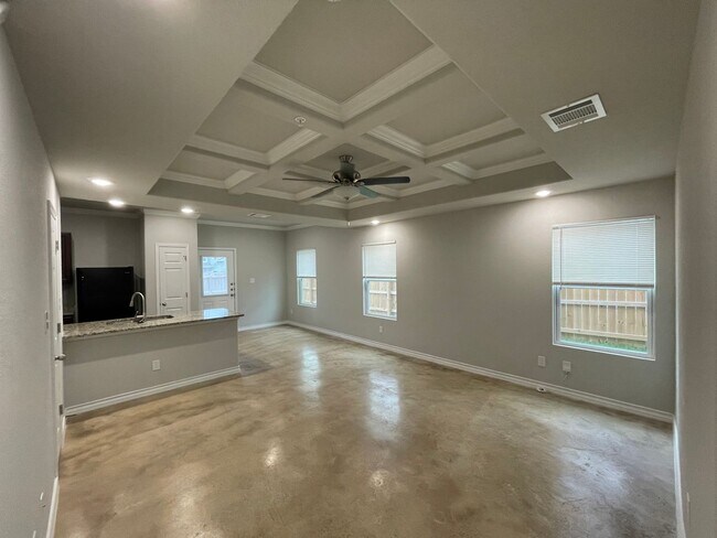 Photo - Town home for rent