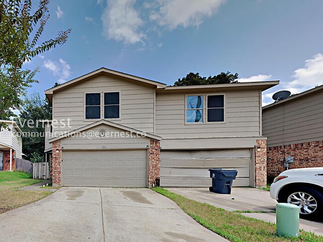 Building Photo - 320 Ezekial Ave