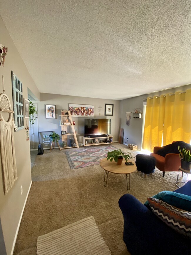 Photo - 413 West Fargo Condo Unit 1