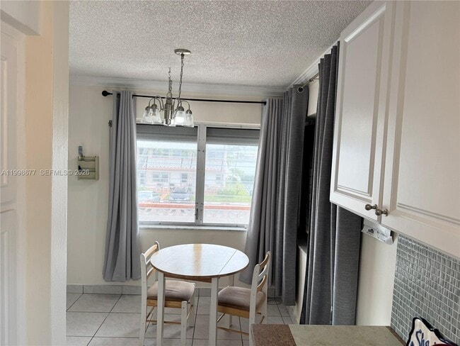 Photo - 920 SW 11th Ave Unidad 11D