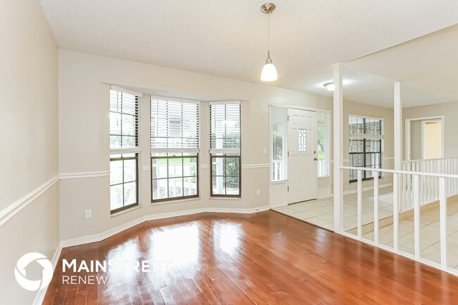 Photo - 450 Segovia Dr