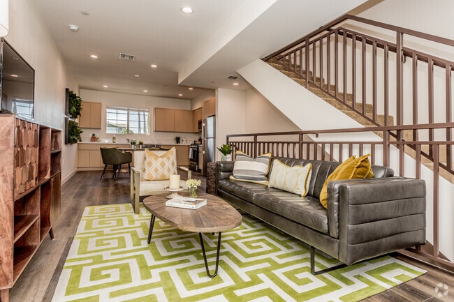 2BR, 2.5 - 1063 SF
