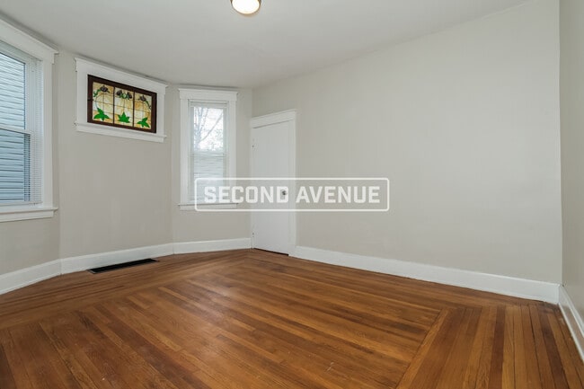 Photo - 570 Flatt Terrace