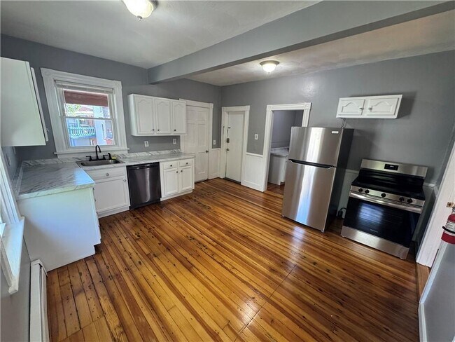 Building Photo - 2 Main St Unit 2 Rental