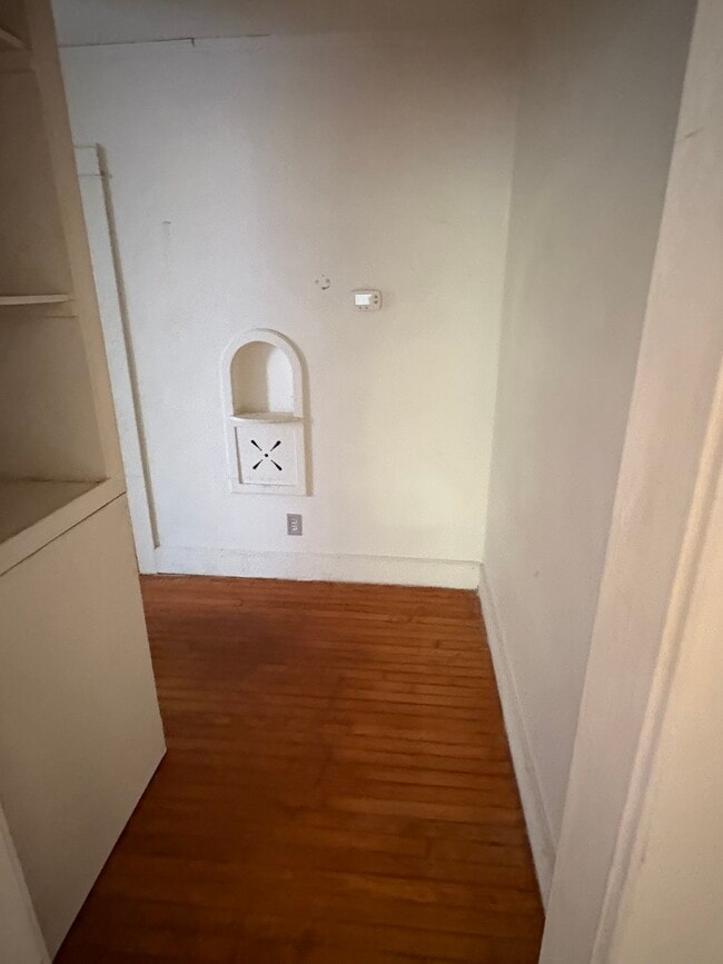 Photo - 147 Center St Unit 2