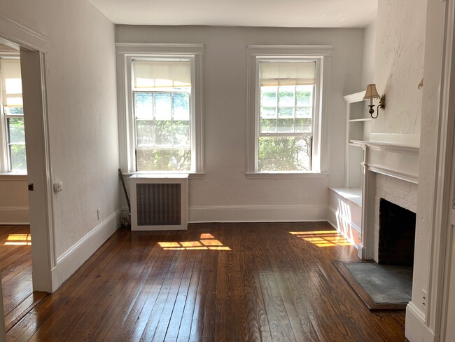 Building Photo - 20 Garden St Unit 7