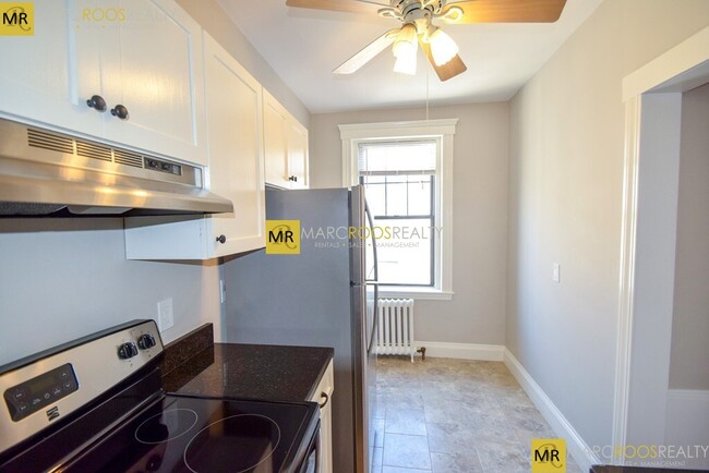 Photo - 2 Sutherland Rd Condo Unit #51