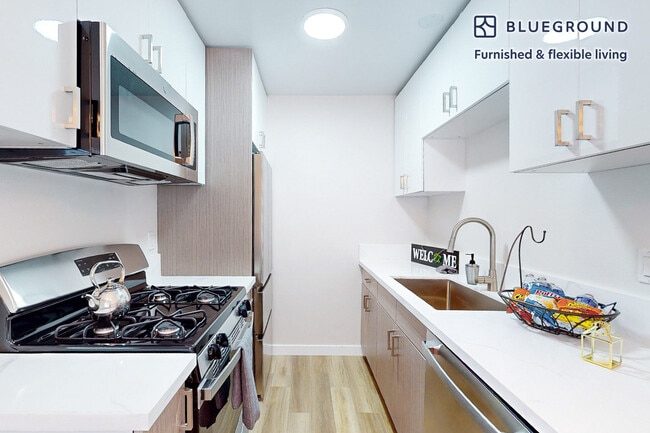 Photo - 407 N Broadway Unidad FL0-ID10771A