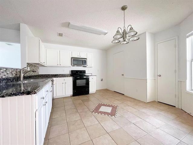 Photo - 3808 Summer Hill Dr