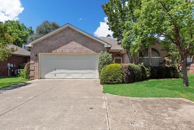 Photo - Discover Your Ideal Home: Perfectly Located, Impeccably Maintained