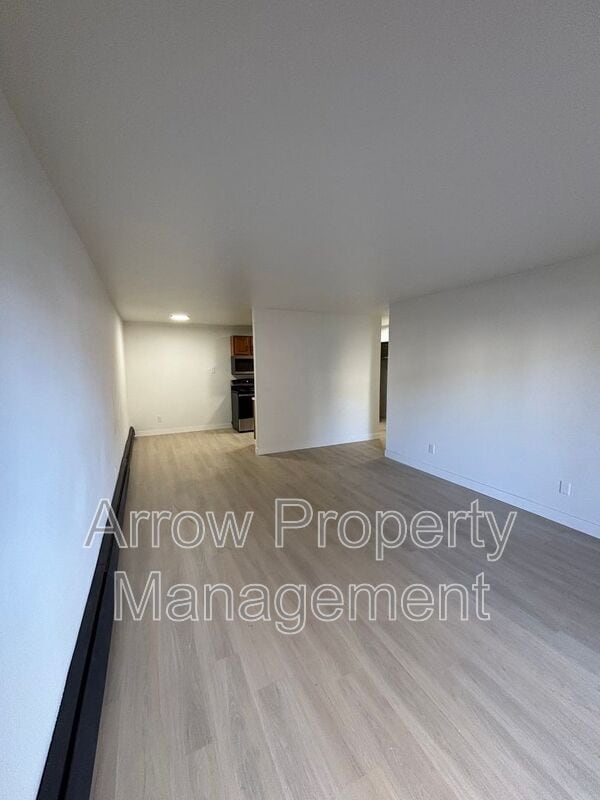 215 E Arbor Ave