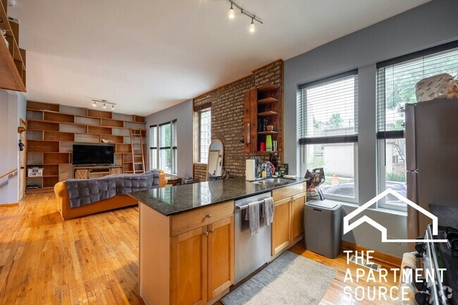 Building Photo - 1349 N Washtenaw Ave Unit 1F Rental
