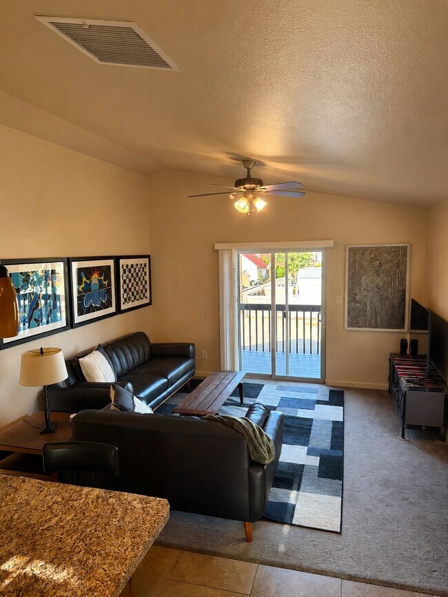 801 Teller Ave Unit B
