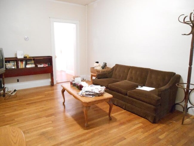 40 Orchard Rd Unit 2