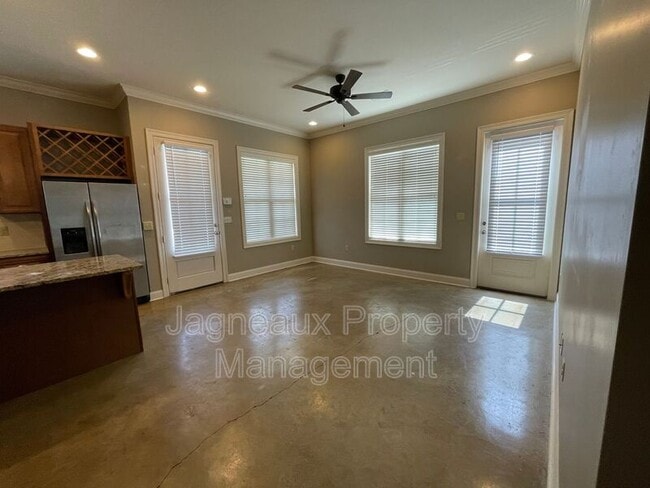 107 Hargrave Dr