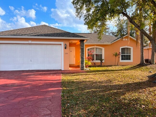Building Photo - PRICE REDUCED FOR A QUICK MOVE IN!! Spaci... Rental