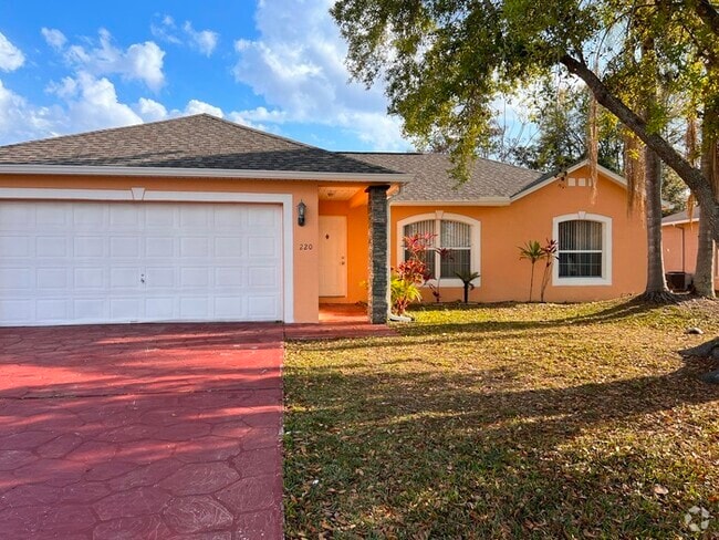 Building Photo - PRICE REDUCED FOR A QUICK MOVE IN!!  Spaci... Rental