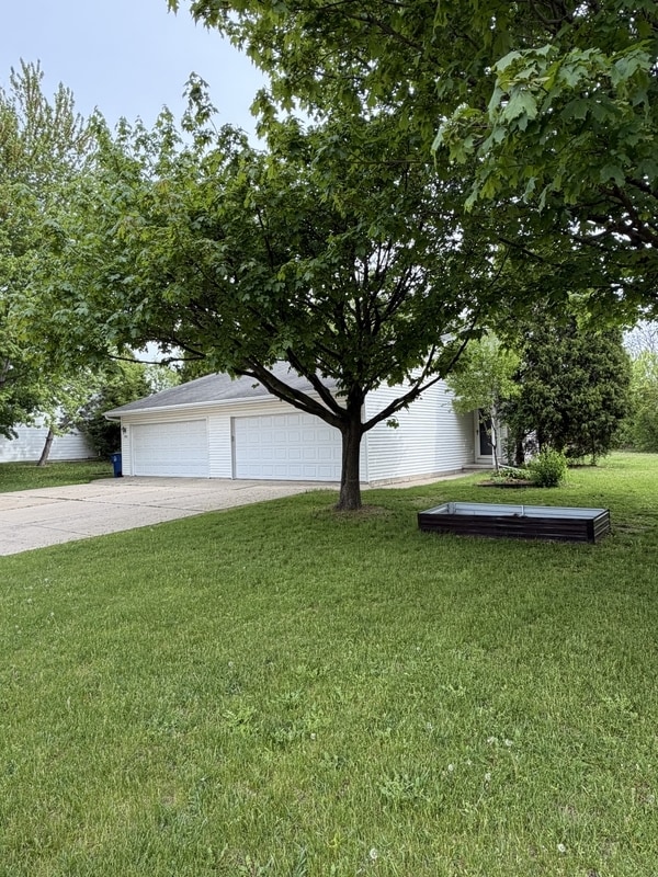 Photo - 700 Parkview Rd