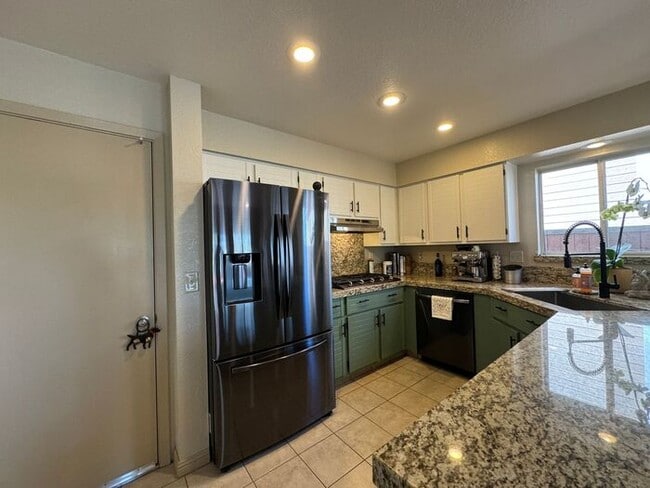 Photo - 13th Fairway Views at Lakeridge Golf Cours...