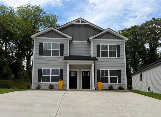 Photo - Hickory Duplex 119