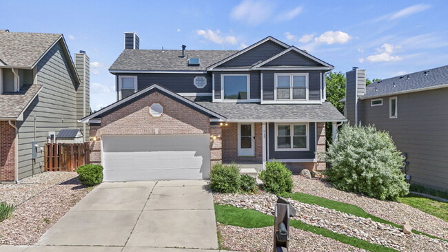 Stunning 5-Bedroom Home in D12 with Mounta... - Stunning 5-Bedroom Home in D12 with Mounta...