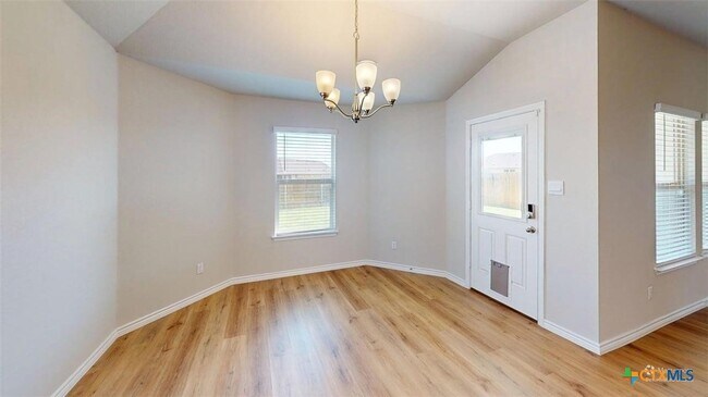 Photo - 1928 Rosson St