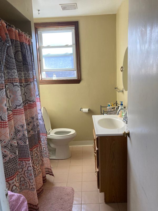 Photo - 301 1/2 S Winebiddle St, Apt 5