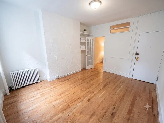 489 Second Avenue
