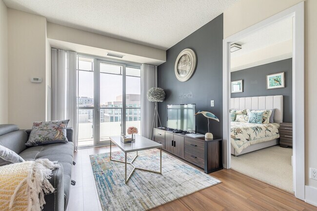 Photo - 1 Blue Jays Way Unit ID1345837P