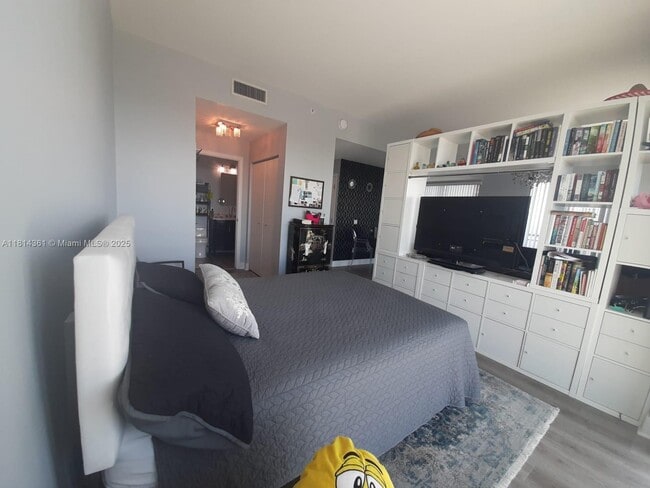 Photo - 60 SW 13th St Unit 1601