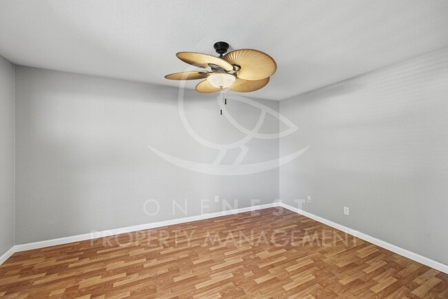 Photo - 1444 Minories Dr
