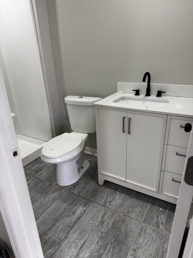 Photo - 3326 W 3rd St Unit 1