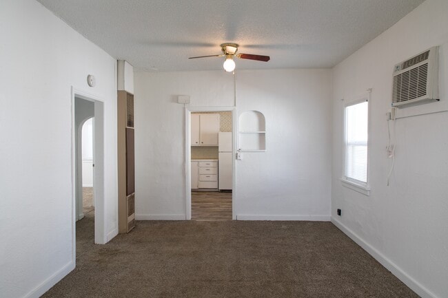 Photo - 717 NW 2nd St