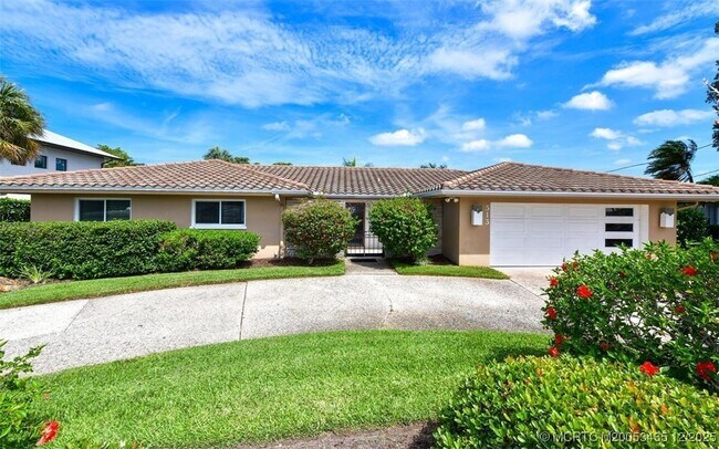 513 Gunwale Ln