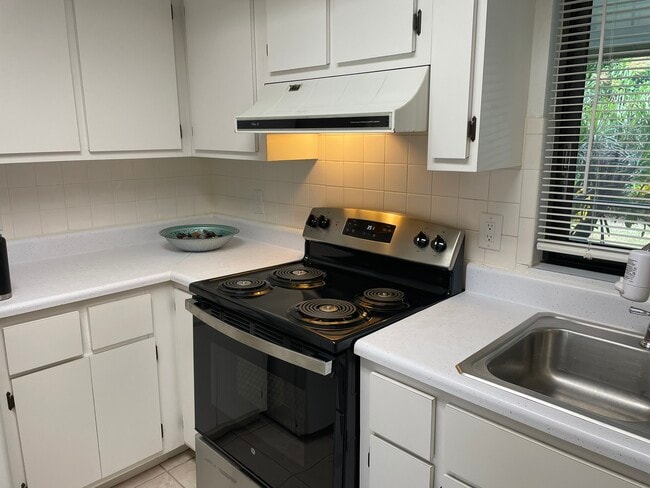 Photo - 10022 8th St