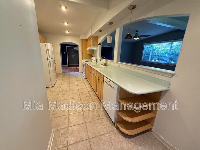 Photo - 146 Jacquelyn Dr