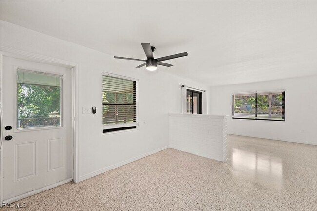 Photo - 1221 Turner St