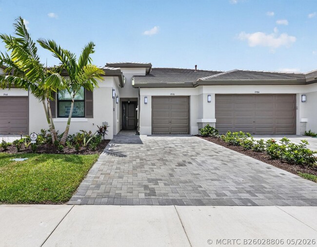 Building Photo - 13570 Starkissed Ln