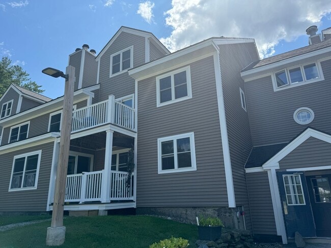 Building Photo - Spacious 3-Bedroom 3 Bath Condo on Ascutney Mountain – Nature at Your Doorstep Unit 13