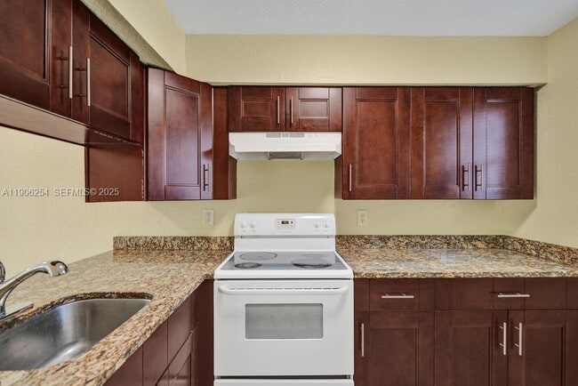 Building Photo - 1101 Prospect Rd Unit 1