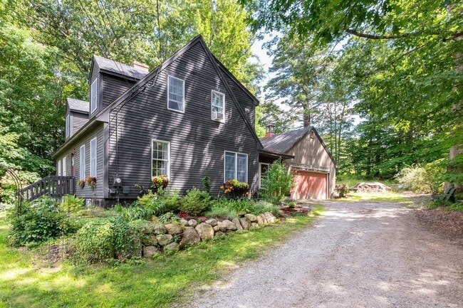 Photo - 4 Hillrise Ln